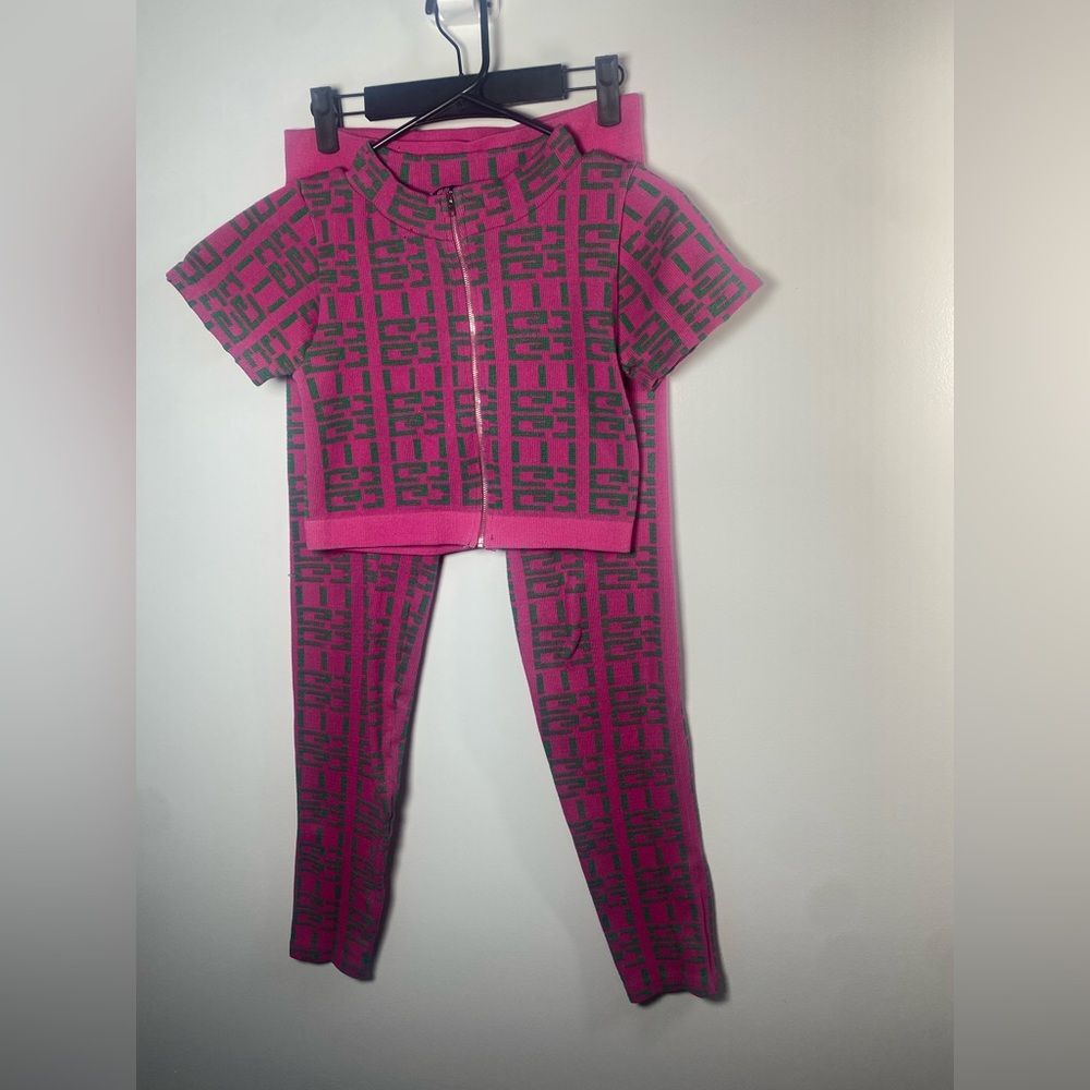 AQ Sport Chic Women's Pink and Gray Leggings Set